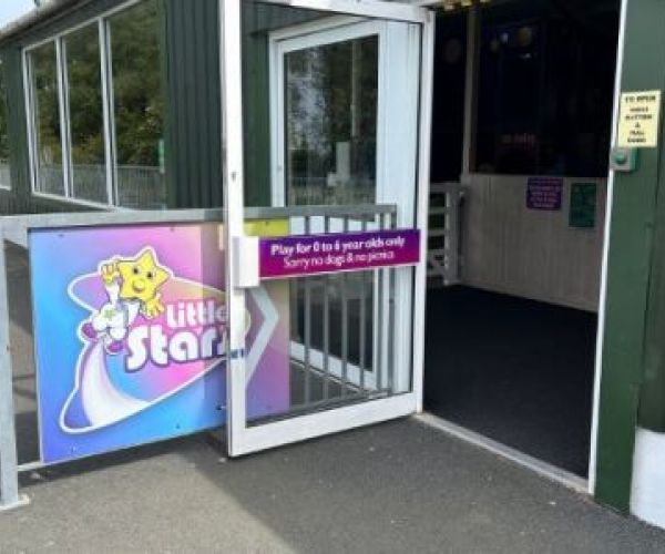 Little Stars Entrance